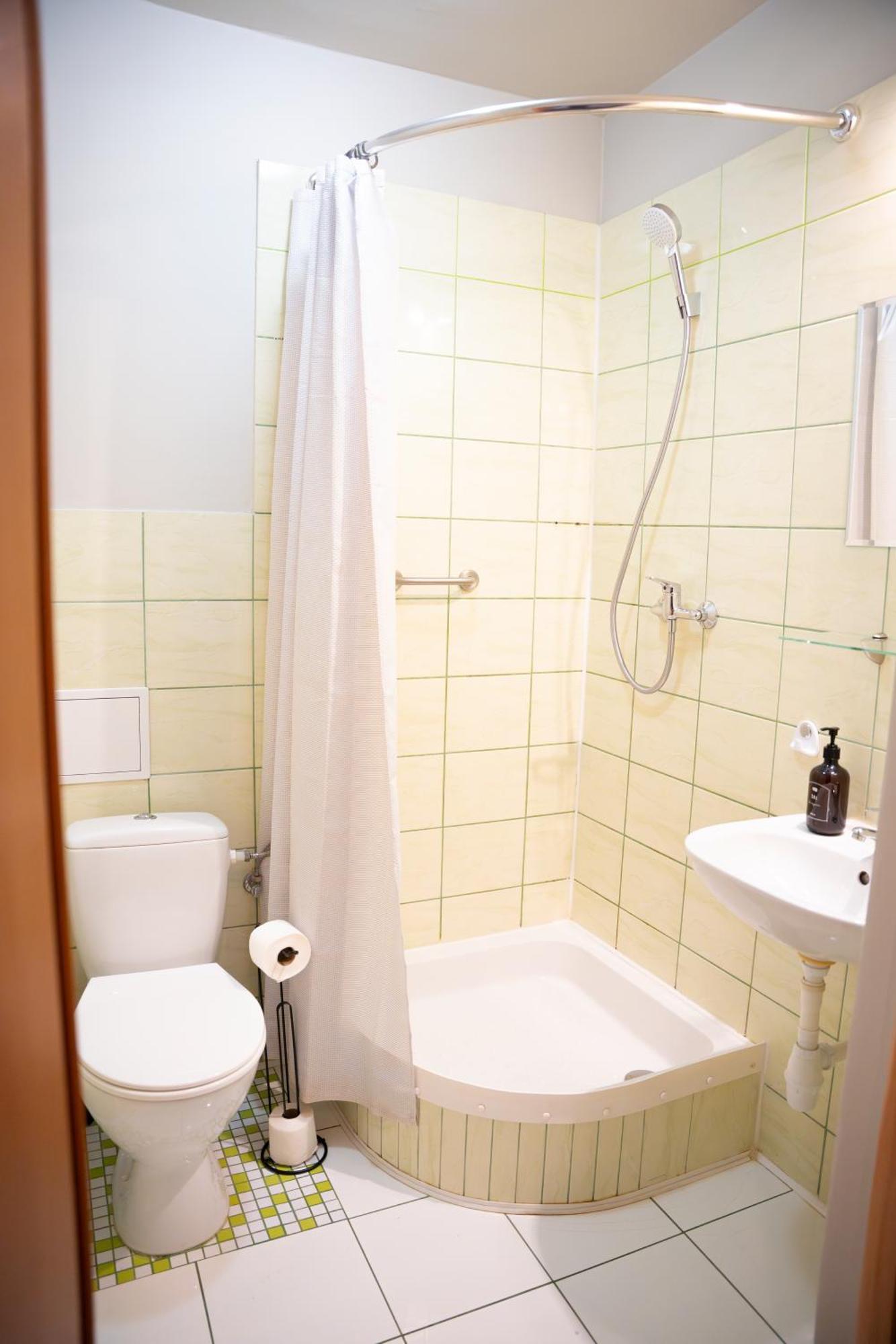Hotelik Relax H360 Łódź Extérieur photo