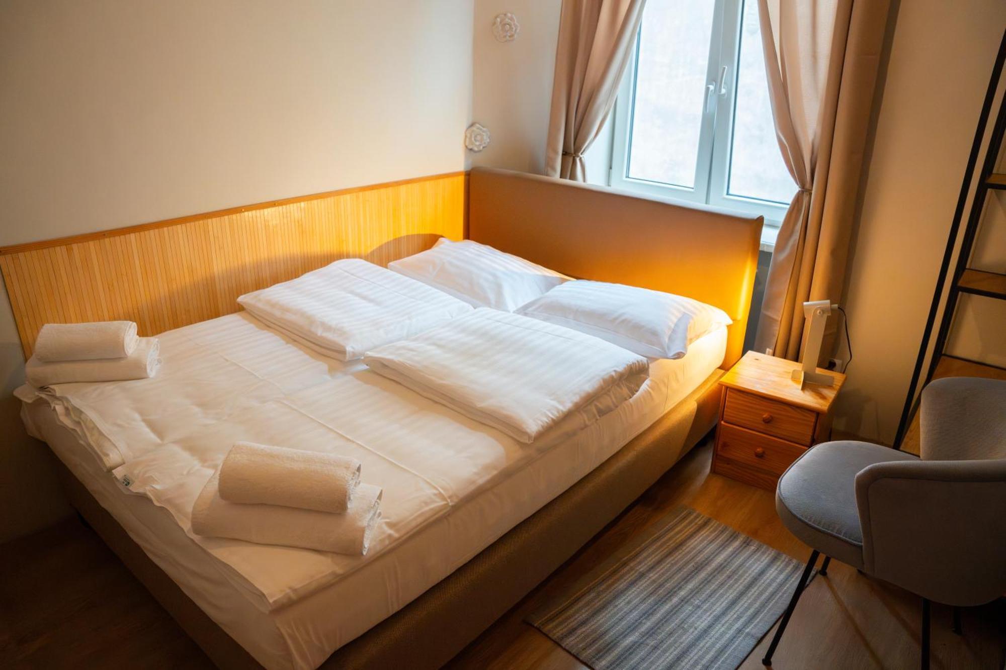 Hotelik Relax H360 Łódź Extérieur photo
